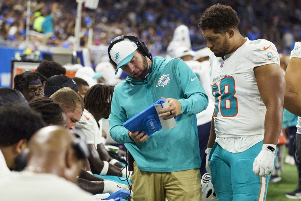 Coaches can use Microsoft Surface Copilot&#x2B;PCs to view high-resolution color pre-snap and post-snap images instead of showing players static black-and-white photos. (AP Photo/Joe Robbins)